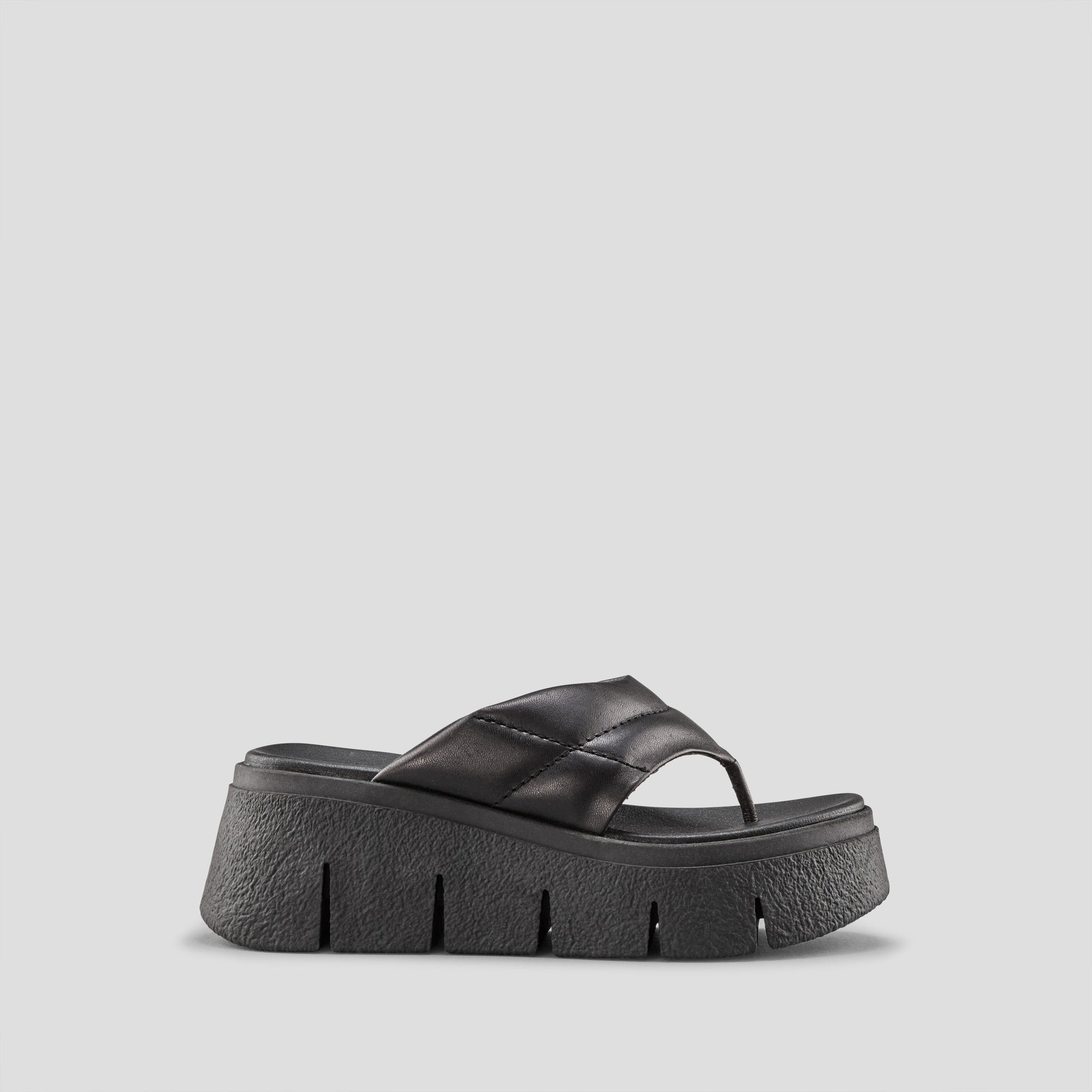 Abba Luxmotion Leather Thong Wedge Sandal - Colour Black