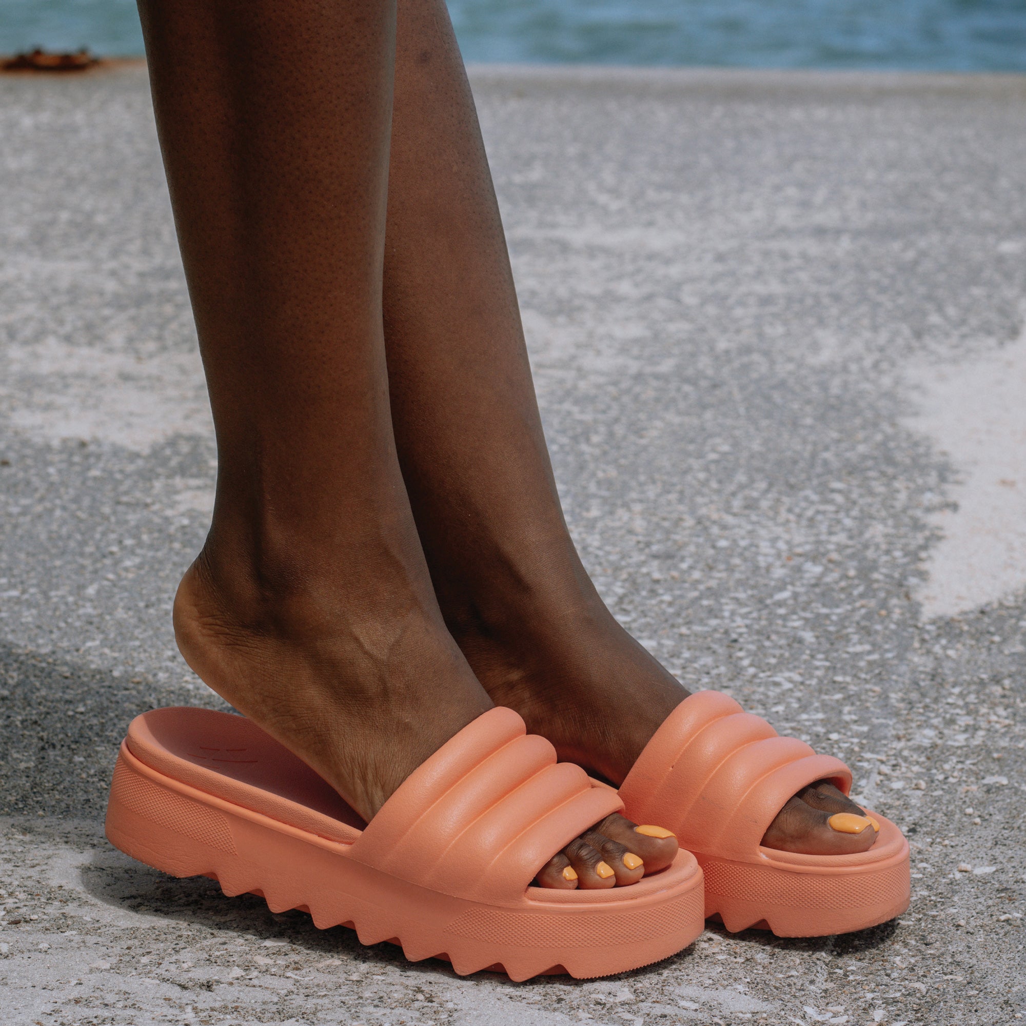Pool Party Molded EVA Water-Friendly Slide - Colour Coral