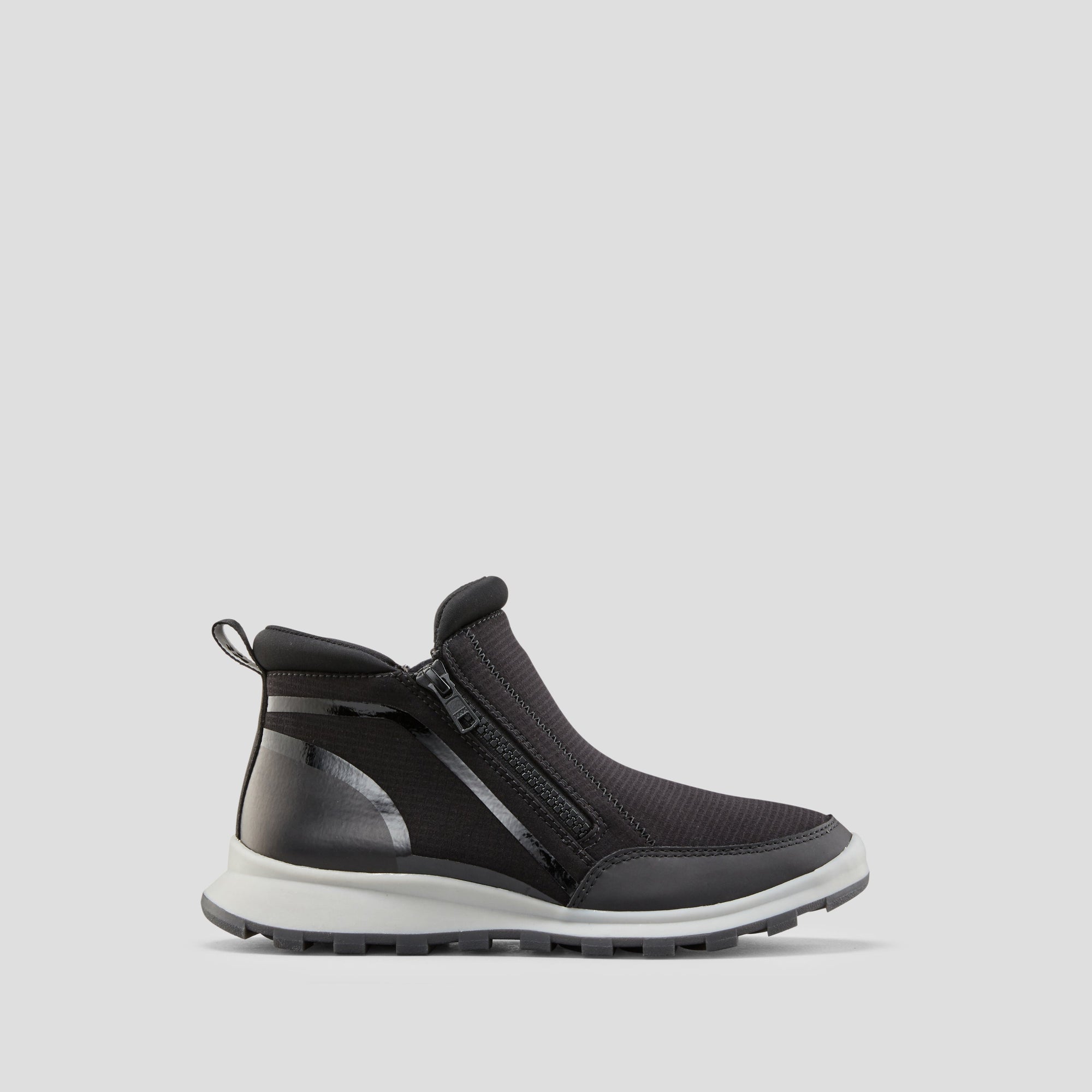 River Nylon Waterproof Sneaker - Colour Black