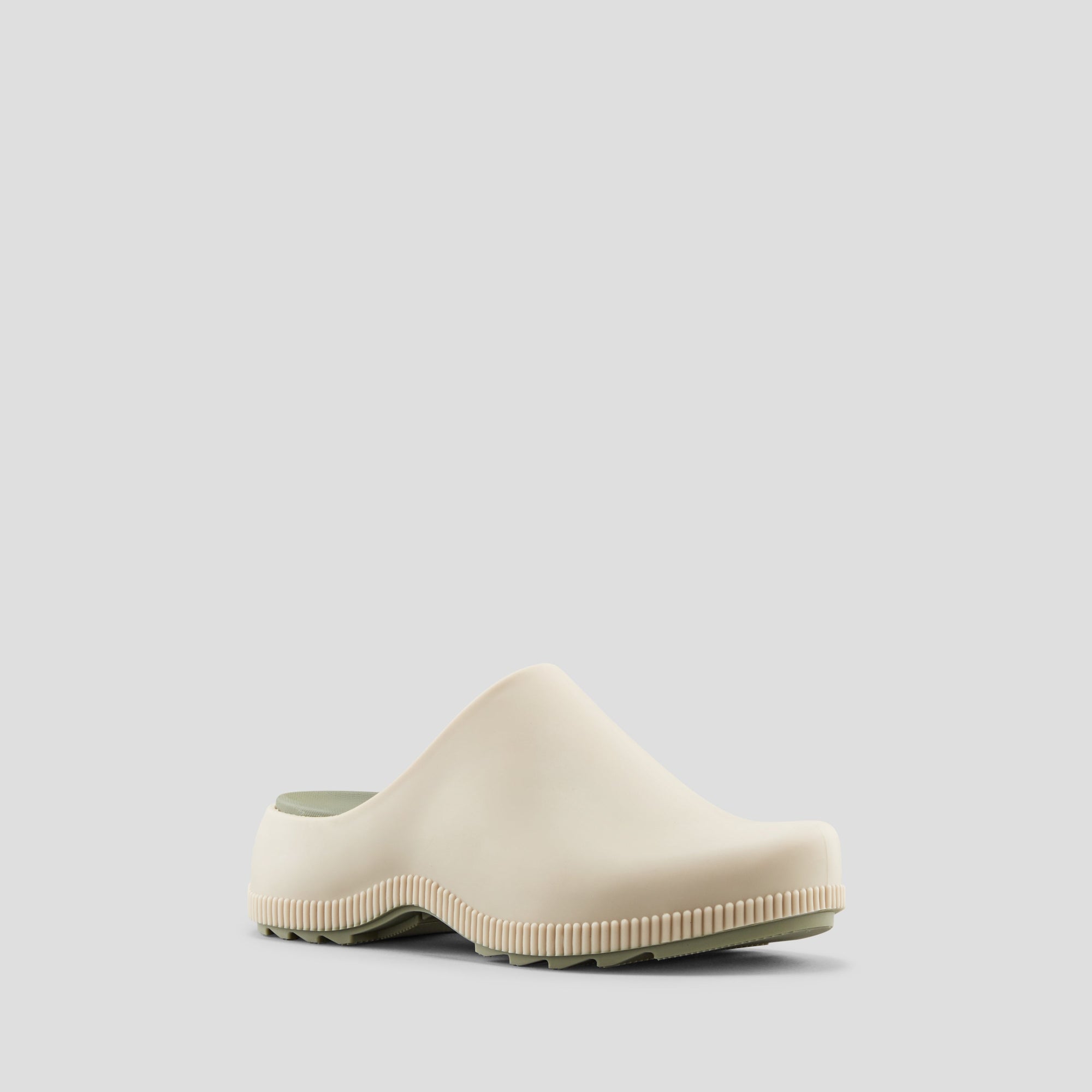 Sven Luxmotion Molded TPE Water-Friendly Clog - Colour Sand